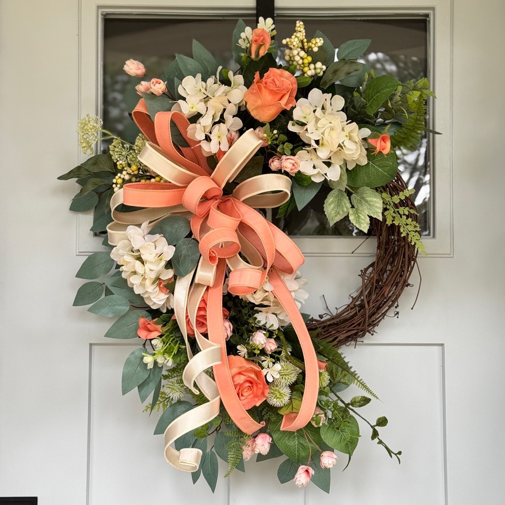 Peach Roses and Cream Hydrangeas Wreath